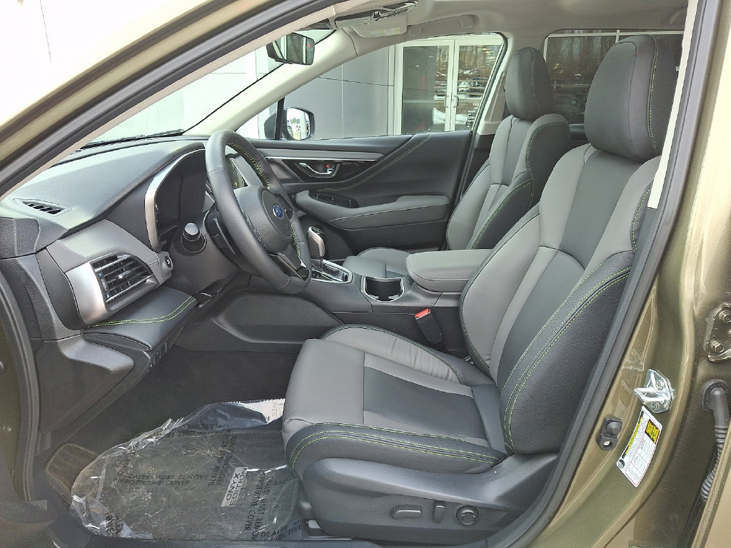 Certified 2025 Subaru Outback Onyx Edition AWD/4WD image 15