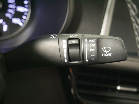 Used 2018 Kia Optima S image 18