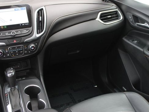 Used 2019 Chevrolet Equinox Premier image 32