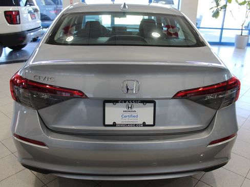 Certified 2023 Honda Civic EX image 6