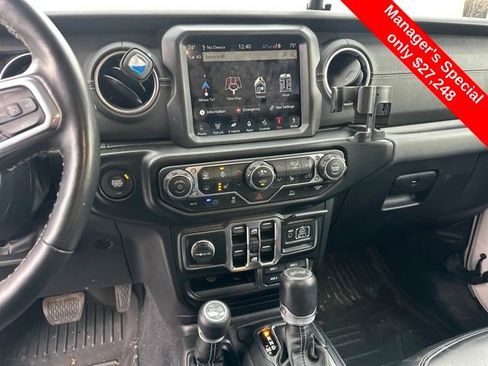 Used 2022 Jeep Wrangler Unlimited Sahara w/ Dual Top Group image 24