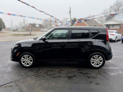 Used 2020 Kia Soul LX image 5