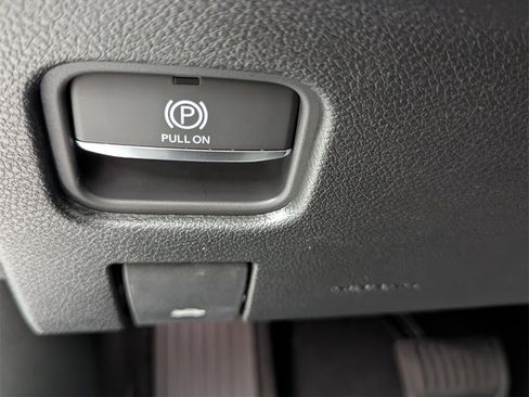 New 2025 Jeep Grand Cherokee Laredo X w/ Luxury Tech Group I image 14