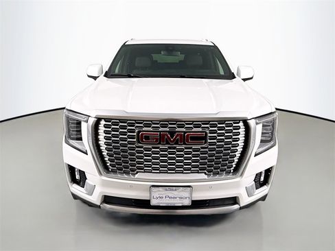 Used 2021 GMC Yukon Denali image 6