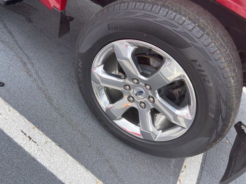 Certified 2022 Ford F150 XLT w/ Equipment Group 302A High image 11