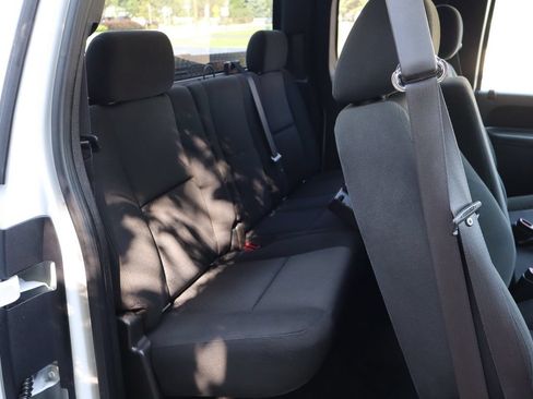 Used 2011 GMC Sierra 2500 SLE w/ Suspension Package, Off-Road AWD/4WD image 21