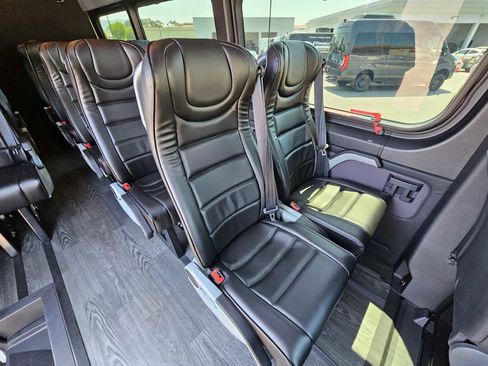 Used 2024 Mercedes-Benz Sprinter 3500 image 13