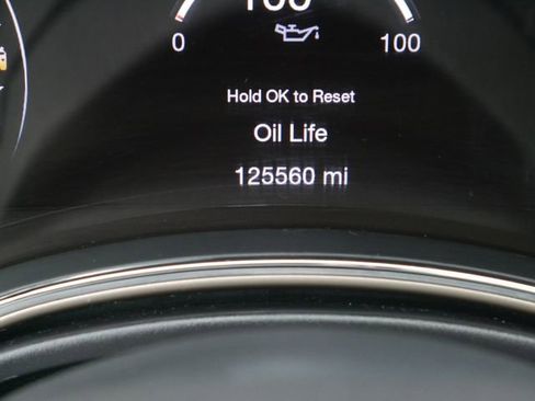 Used 2017 Jeep Grand Cherokee Limited image 31