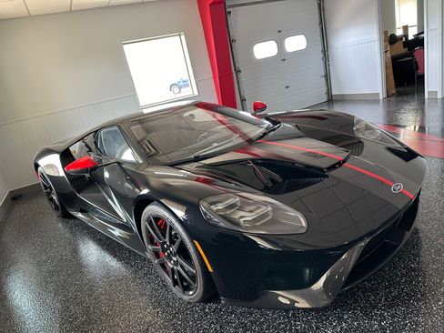 Used 2019 Ford GT image 4