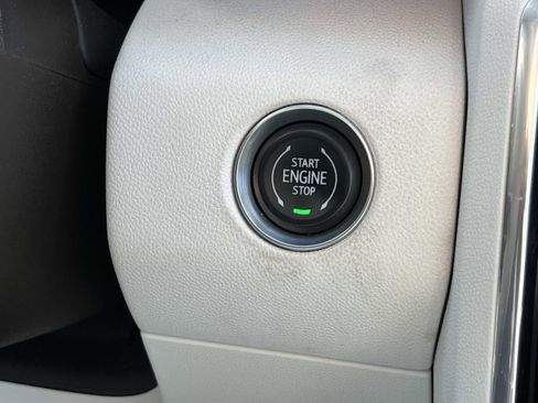 Used 2024 GMC Acadia Denali w/ Super Cruise Package image 39