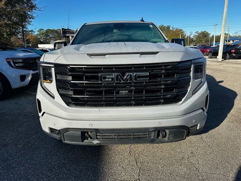 Used 2024 GMC Sierra 1500 Elevation w/ Elevation Premium Package image 8