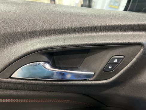 Certified 2024 Chevrolet Trax RS w/ Sunroof Package FWD image 29