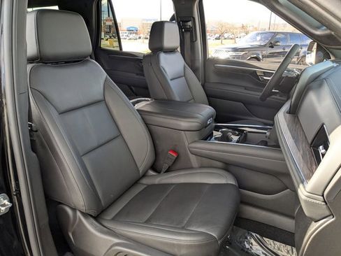 Used 2025 Chevrolet Tahoe LT image 24