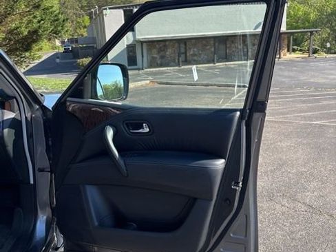 Used 2019 Nissan Armada SL w/ Premium Package image 24