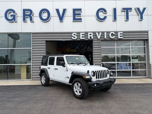 Used 2022 Jeep Wrangler Unlimited Sport AWD/4WD image 1