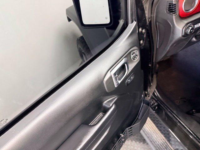 Used 2018 Jeep Wrangler Unlimited Rubicon AWD/4WD image 19