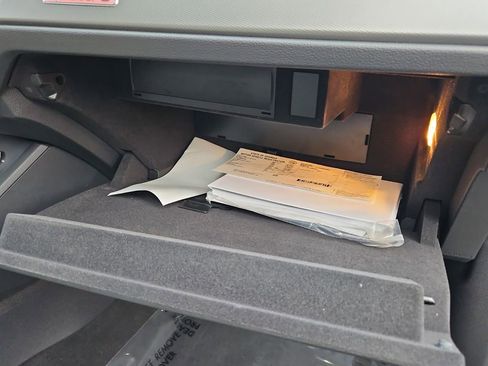 Used 2024 Audi Q3 2.0T Premium Plus w/ Premium Plus Package image 21