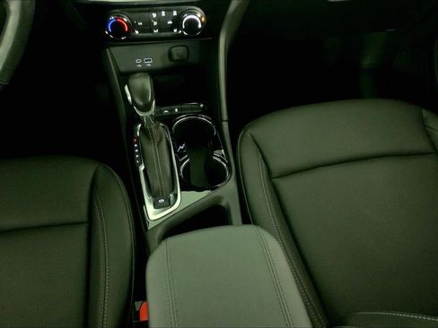 Used 2024 Buick Encore GX Sport Touring w/ Comfort Package FWD image 18