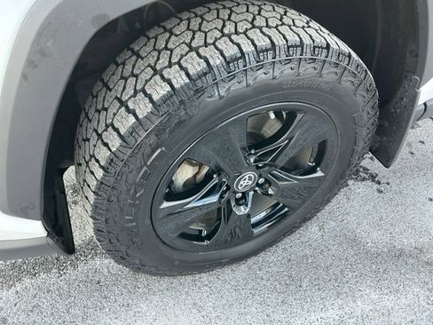 Used 2024 Toyota RAV4 LE image 30