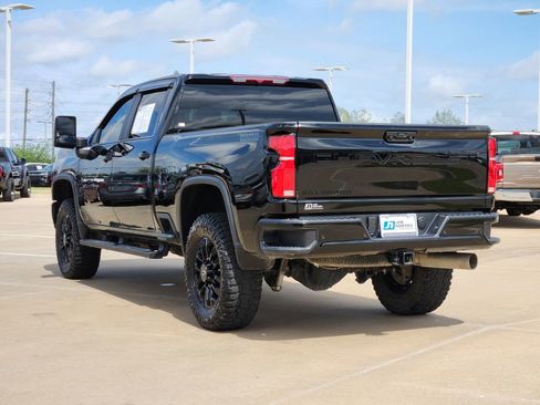 Used 2025 Chevrolet Silverado 2500 LT w/ Trail Boss Package image 8