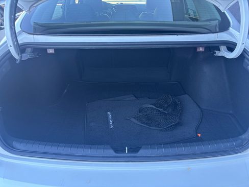 Used 2021 Hyundai Sonata Limited image 16