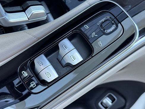 Used 2023 Mercedes-Benz S 580 4MATIC Sedan image 12