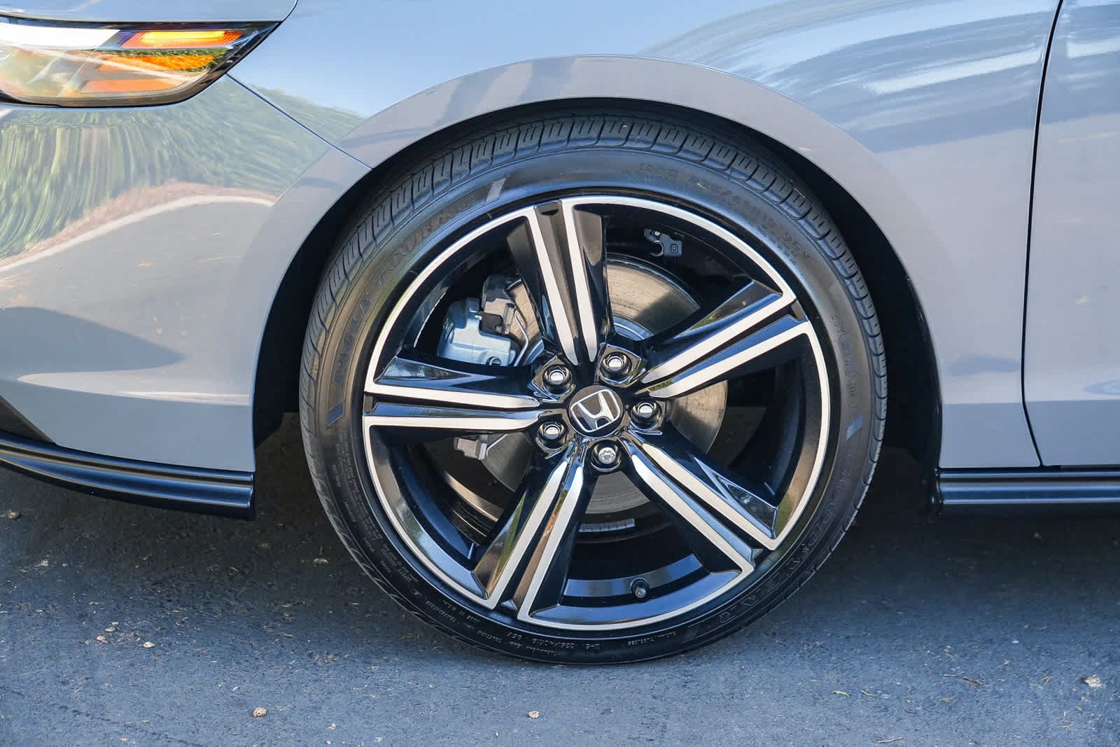 Used 2024 Honda Accord Sport image 11