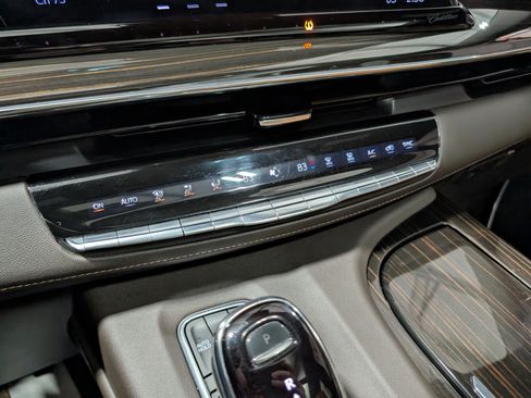 Used 2023 Cadillac Escalade Sport w/ LPO, ONYX Package AWD/4WD image 30