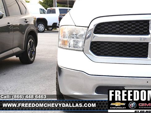 Used 2023 RAM 1500 Classic SLT AWD/4WD image 9
