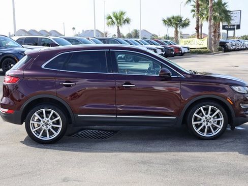 Used 2019 Lincoln MKC Reserve w/ MKC Climate Package image 4