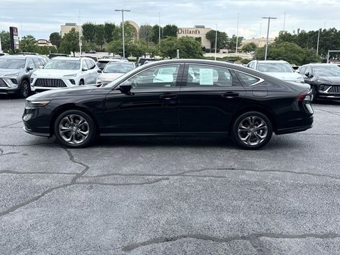 Used 2024 Honda Accord EX image 10
