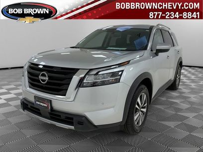 Used 2023 Nissan Pathfinder SL