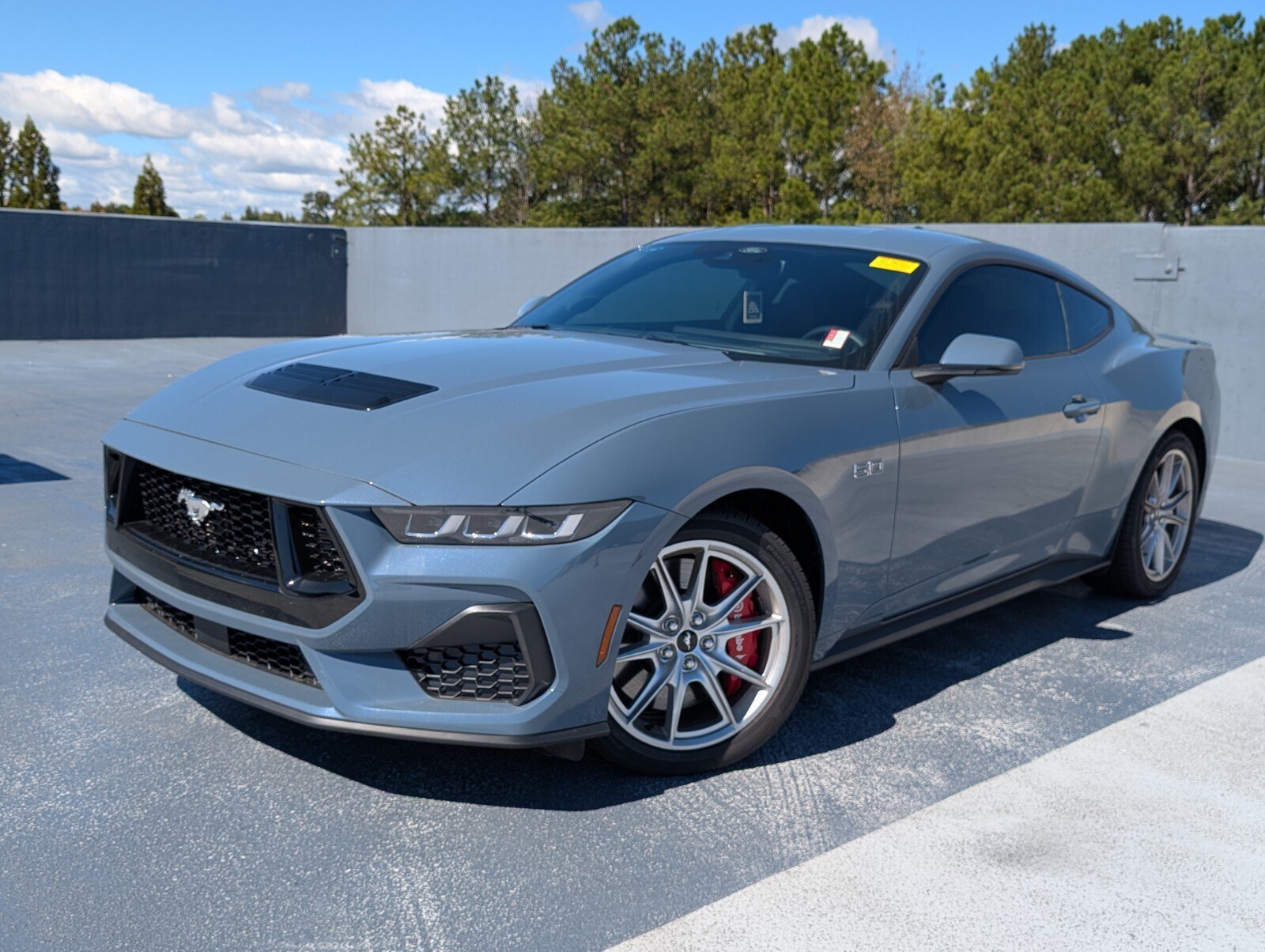 Used 2025 Ford Mustang GT Premium RWD image 1