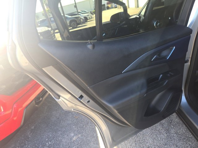 Used 2025 Chevrolet Equinox EV LT FWD image 13