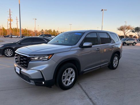 Certified 2024 Honda Pilot EX-L image 4