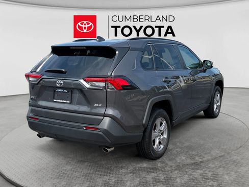 Used 2025 Toyota RAV4 XLE FWD image 5