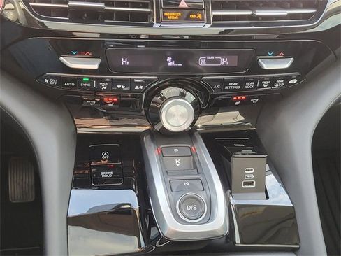 Used 2024 Acura MDX FWD w/ Technology Package image 23