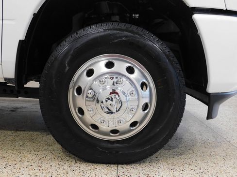 Used 2024 RAM 3500 Big Horn w/ Level 1 Equipment Group image 31