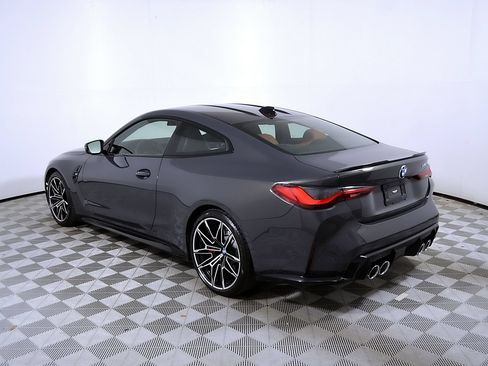 Used 2022 BMW M4 Coupe w/ Executive Package RWD image 9
