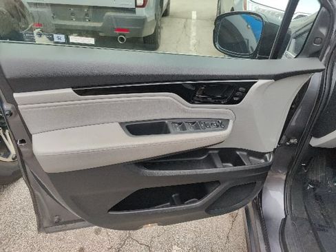 Used 2018 Honda Odyssey Elite image 17