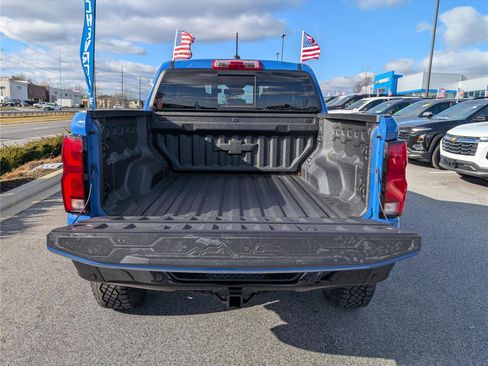 New 2026 Chevrolet Colorado ZR2 image 9