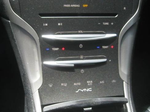 Used 2015 Lincoln MKZ AWD w/ Equipment Group 102A Reserve image 25