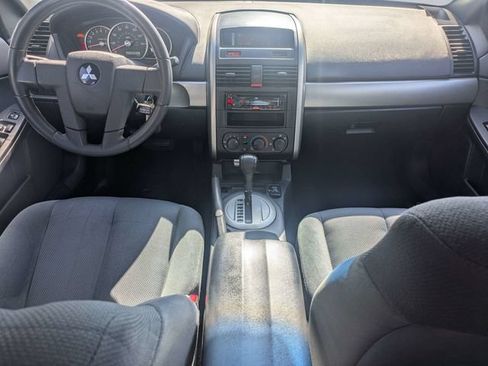 Used 2005 Mitsubishi Galant SE FWD image 13