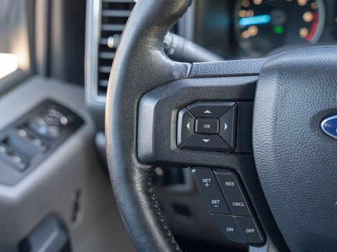 Certified 2019 Ford F150 XLT w/ Equipment Group 302A Luxury image 28