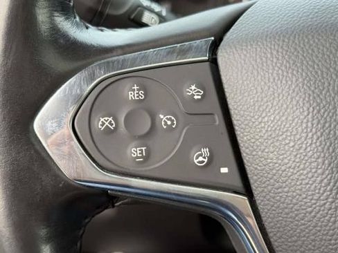 Used 2020 Chevrolet Traverse LT w/ LT Premium Package AWD/4WD image 26