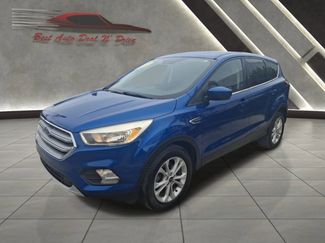 Used 2017 Ford Escape SE image 1