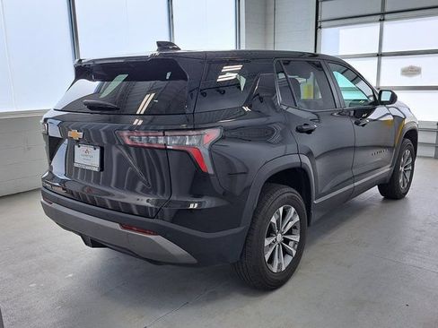 Used 2025 Chevrolet Equinox LT FWD image 6