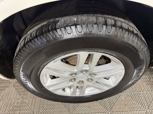 Used 2013 Buick Enclave Convenience w/ LPO, Cargo Convenience Pkg image 16