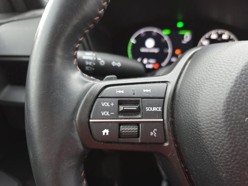 Used 2024 Honda CR-V Sport image 16