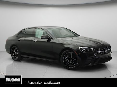 Used 2022 Mercedes-Benz E 350 Sedan image 1